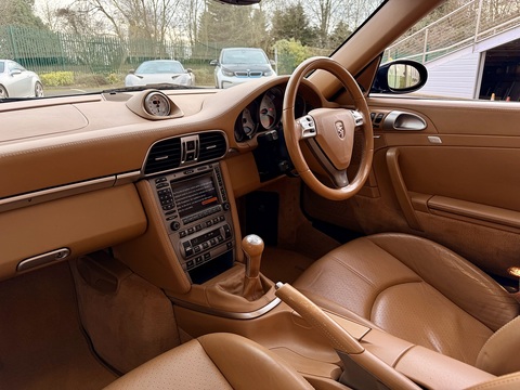 3.8 997 Carrera S Cabriolet 2dr Petrol Manual (277 g/km, 350 bhp)