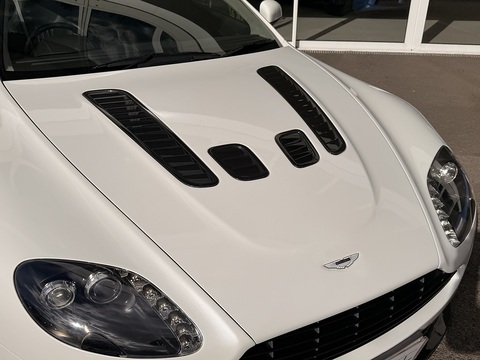 Vantage  Hatchback 5.9 Manual Petrol
