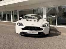 ASTON MARTIN V12 VANTAGE IN PEARLESCENT WHITE