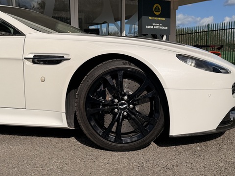 Vantage  Hatchback 5.9 Manual Petrol