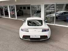 ASTON MARTIN V12 VANTAGE IN PEARLESCENT WHITE