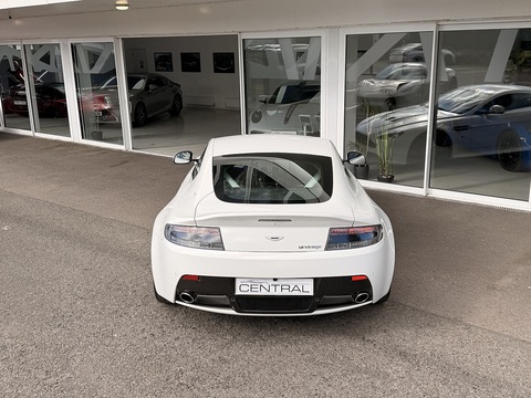 Vantage  Hatchback 5.9 Manual Petrol
