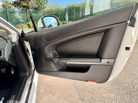Vantage  Hatchback 5.9 Manual Petrol