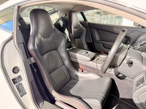 Vantage  Hatchback 5.9 Manual Petrol