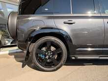 LAND ROVER DEFENDER 110 X DYNAMIC HSE