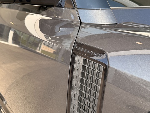 3.0 D300 MHEV X-Dynamic HSE SUV 5dr Diesel Auto 4WD Euro 6 (s/s) (300 ps)