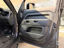 LAND ROVER DEFENDER 110 X DYNAMIC HSE