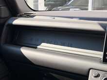 LAND ROVER DEFENDER 110 X DYNAMIC HSE