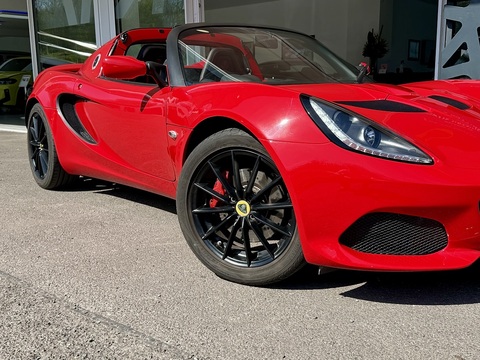 Sport 220 Convertible 1.8 Manual Petrol