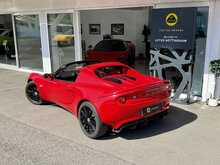 LOTUS ELISE SPORT 220 IN ARDENT RED