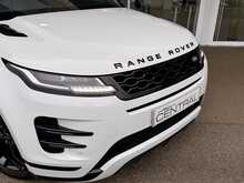 LAND ROVER EVOQUE IN FUJI WHITE