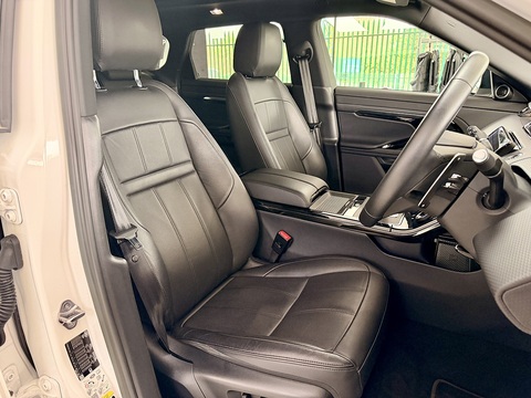 2.0 D200 MHEV Edition SUV 5dr Diesel Auto 4WD Euro 6 (s/s) (204 ps)