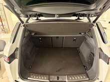 LAND ROVER EVOQUE IN FUJI WHITE