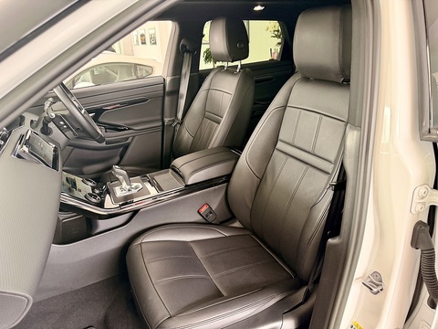 2.0 D200 MHEV Edition SUV 5dr Diesel Auto 4WD Euro 6 (s/s) (204 ps)