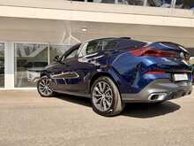 BMW X6 30D FINISHED IN TANZANITE BLUE