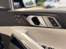 BMW X6 30D FINISHED IN TANZANITE BLUE