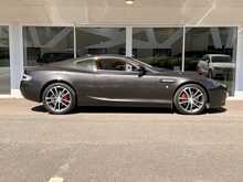 ASTON MARTIN DB9 V12 FINISHED IN QUANTUM SILVER