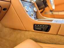 ASTON MARTIN DB9 V12 FINISHED IN QUANTUM SILVER