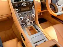 ASTON MARTIN DB9 V12 FINISHED IN QUANTUM SILVER