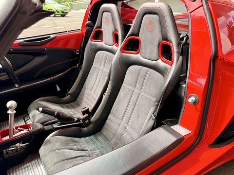 Lotus Elise Sport 220
