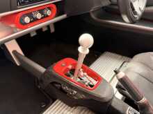 LOTUS ELISE SPORT 220 FINISHED IN ARDENT RED