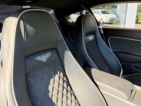 6.0 GT Supersports Coupe 2dr Petrol Automatic (388 g/km, 621 bhp)