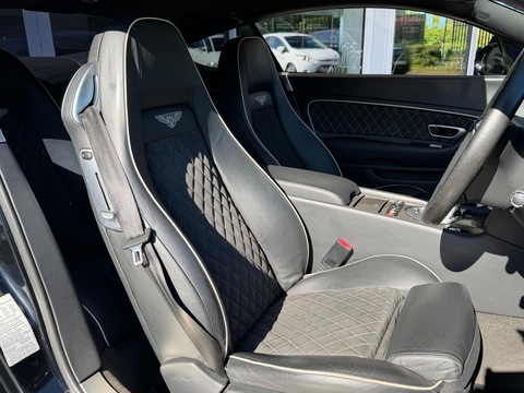 6.0 GT Supersports Coupe 2dr Petrol Automatic (388 g/km, 621 bhp)