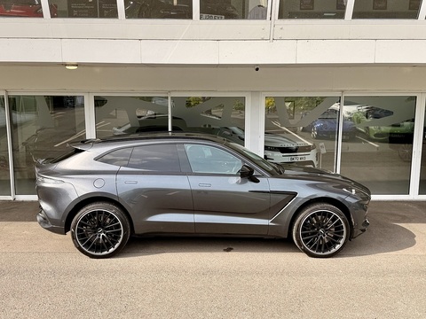 4.0 V8 SUV 5dr Petrol Auto 4WD Euro 6 (s/s) (550 ps)