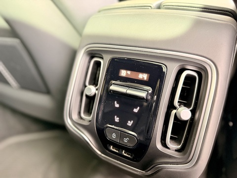 4.0 V8 SUV 5dr Petrol Auto 4WD Euro 6 (s/s) (550 ps)