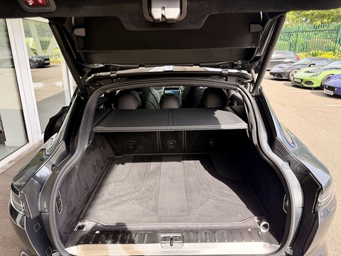4.0 V8 SUV 5dr Petrol Auto 4WD Euro 6 (s/s) (550 ps)
