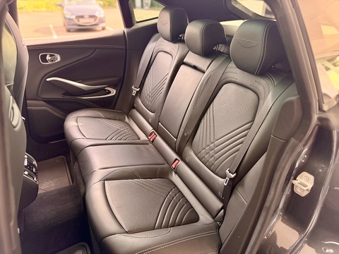 4.0 V8 SUV 5dr Petrol Auto 4WD Euro 6 (s/s) (550 ps)