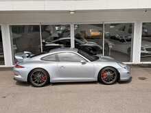 PORSCHE 911 GTS FINISHED IN RHODIUM SILVER