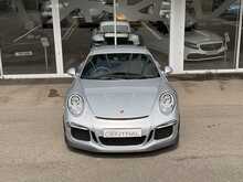 PORSCHE 911 GTS FINISHED IN RHODIUM SILVER