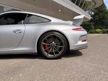 PORSCHE 911 GTS FINISHED IN RHODIUM SILVER