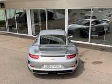 PORSCHE 911 GTS FINISHED IN RHODIUM SILVER