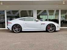 JAGUAR F-TYPE V6 BRITISH DESIGN EDITION GLACIER WHITE