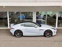 JAGUAR F-TYPE V6 BRITISH DESIGN EDITION GLACIER WHITE