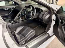 JAGUAR F-TYPE V6 BRITISH DESIGN EDITION GLACIER WHITE
