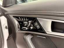 JAGUAR F-TYPE V6 BRITISH DESIGN EDITION GLACIER WHITE