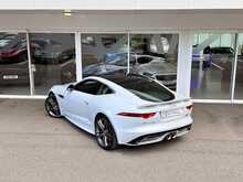 JAGUAR F-TYPE V6 BRITISH DESIGN EDITION GLACIER WHITE