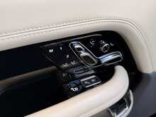 RANGE ROVER P525 SV AUTOBIOGRAPHY IN VELOCITY BLUE