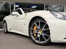 FERRARI CALIFORNIA FINISHED IN BIANCO AVUS