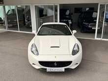 FERRARI CALIFORNIA FINISHED IN BIANCO AVUS