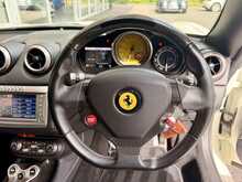 FERRARI CALIFORNIA FINISHED IN BIANCO AVUS