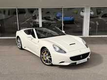 FERRARI CALIFORNIA FINISHED IN BIANCO AVUS