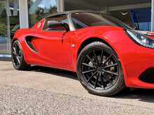 LOTUS ELISE SPORT 220 FINISHED IN ARDENT RED