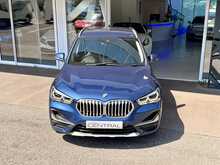 BMW X1 FINISHED IN PHYTONIC BLUE