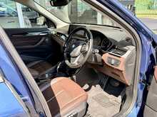 BMW X1 FINISHED IN PHYTONIC BLUE