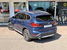 BMW X1 FINISHED IN PHYTONIC BLUE