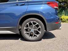 BMW X1 FINISHED IN PHYTONIC BLUE
